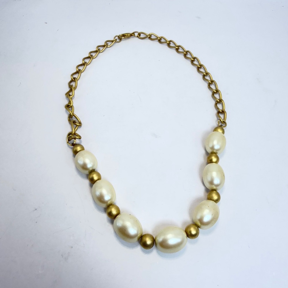 Vintage Gold Tone Faux Pearl Statement Necklace Chunky Curb Chain 18 Inch